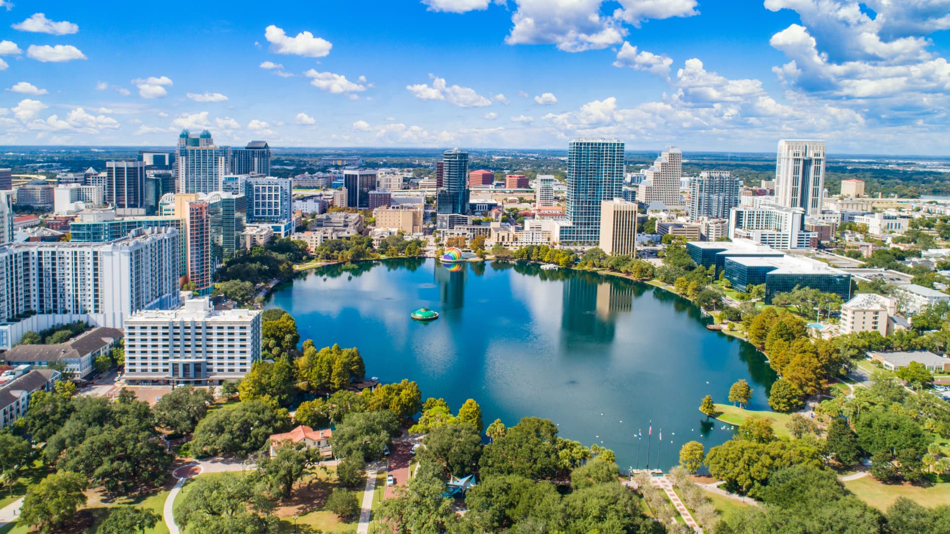Aerial view of Lake Eola and downtown Orlando, Florida